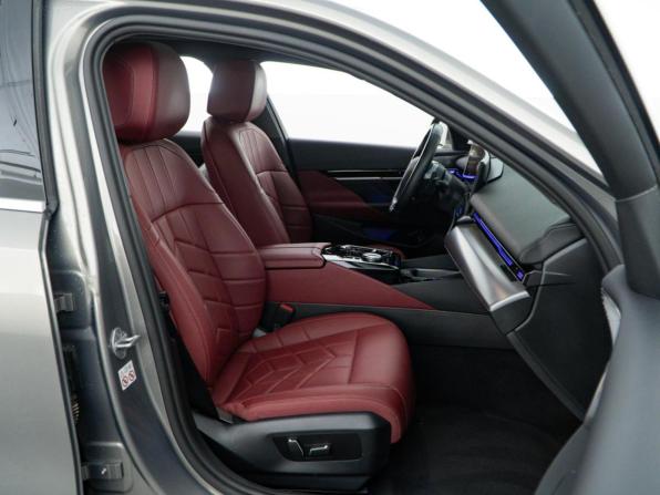 BMW 5 серии VIII (G60/G61/G68) с пробегом 2024 года, цена 6 797 434 рубля, 21714 км, седан, Автокод Объявления