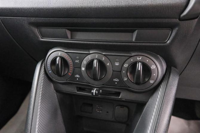 Mazda Demio IV (DJ) с пробегом 2019 года, цена 1 249 000 рублей, 81000 км, хэтчбек, Автокод Объявления