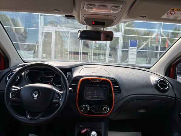 Renault Kaptur I с пробегом 2016 года, цена 1 590 000 рублей, 119400 км, внедорожник, Автокод Объявления