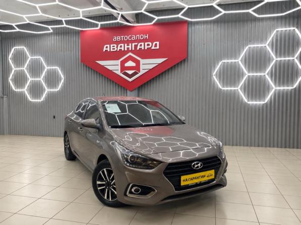 Hyundai Solaris II с пробегом 2018 года, цена 1 225 000 рублей, 115100 км, седан, Автокод Объявления
