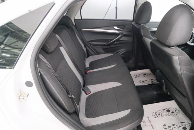 Lada (ВАЗ) Vesta I Рестайлинг (NG) с пробегом 2024 года, цена 1 329 000 рублей, 47728 км, седан, Автокод Объявления