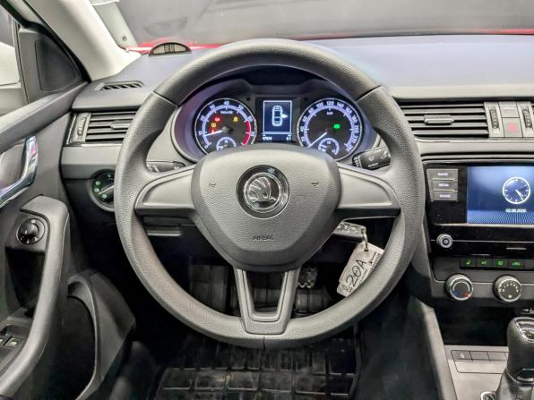 Skoda Octavia III (A7) Рестайлинг с пробегом 2020 года, цена 1 900 000 рублей, 97624 км, лифтбек, Автокод Объявления