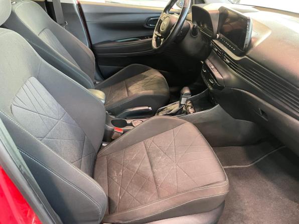 Hyundai Bayon I с пробегом 2022 года, цена 1 462 950 рублей, 103957 км, внедорожник, Автокод Объявления