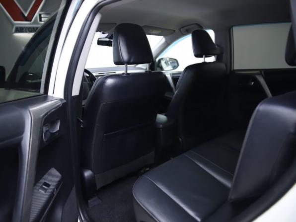 Toyota RAV4 IV (XA40) с пробегом 2013 года, цена 1 890 000 рублей, 321618 км, внедорожник, Автокод Объявления