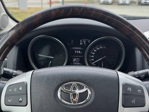 Toyota Land Cruiser 200 Series Рестайлинг 1 с пробегом 2013 года, цена 3 950 000 рублей, 204391 км, внедорожник, Автокод Объявления