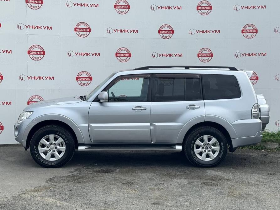 Mitsubishi Pajero IV Рестайлинг 1 Екатеринбург  - изображение 2