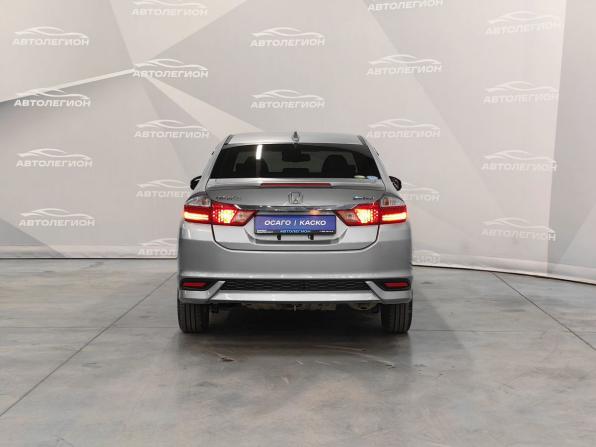 Honda Grace I Рестайлинг с пробегом 2017 года, цена 900 000 рублей, 160000 км, седан, Автокод Объявления