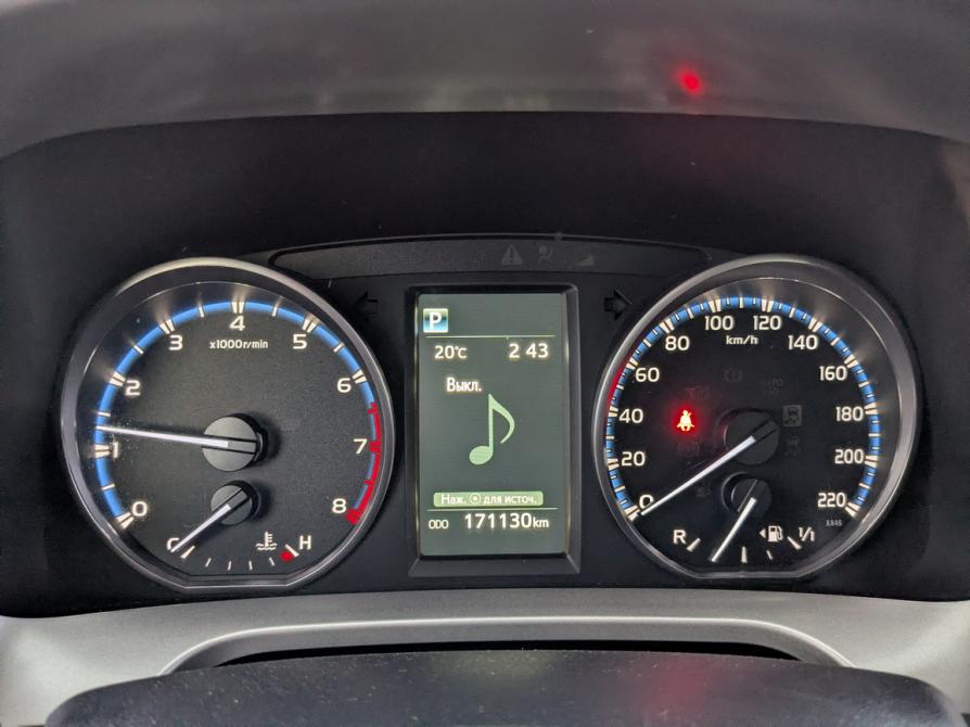 Toyota RAV4 IV (XA40) Рестайлинг Москва  - изображение 15