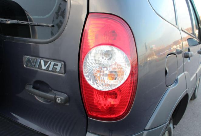 Chevrolet Niva I Рестайлинг с пробегом 2016 года, цена 720 000 рублей, 127910 км, внедорожник, Автокод Объявления
