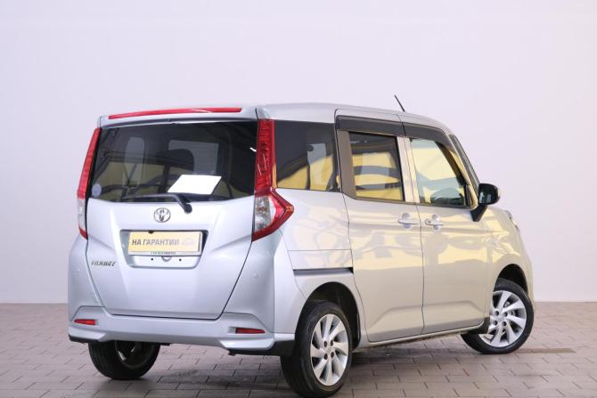 Toyota Roomy I Рестайлинг с пробегом 2021 года, цена 1 299 000 рублей, 92000 км, микровэн, Автокод Объявления