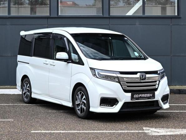 Honda Stepwgn V Рестайлинг с пробегом 2020 года, цена 2 439 000 рублей, 89047 км, минивэн, Автокод Объявления