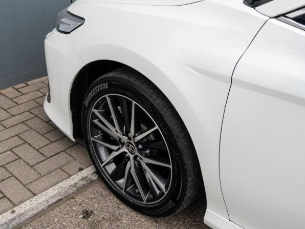 Toyota Camry VIII (XV70) Рестайлинг с пробегом 2021 года, цена 4 200 000 рублей, 50302 км, седан, Автокод Объявления