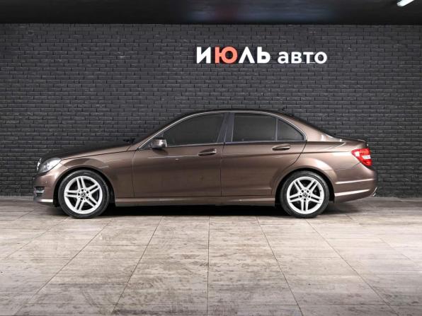 Mercedes-Benz C-Класс III (W204) Рестайлинг с пробегом 2013 года, цена 1 530 000 рублей, 243518 км, седан, Автокод Объявления