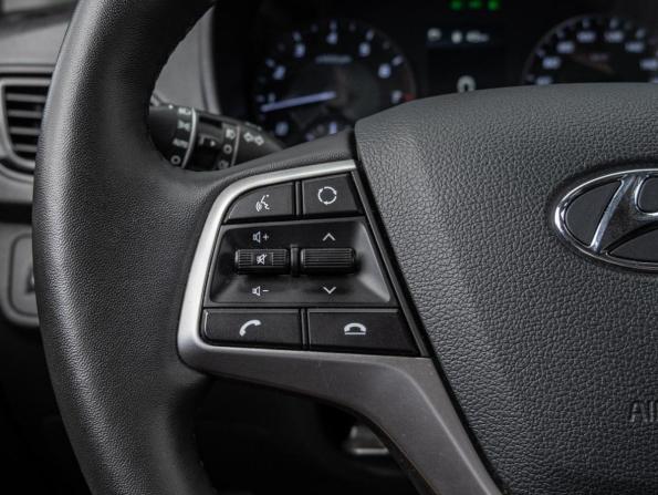 Hyundai Solaris II Рестайлинг с пробегом 2021 года, цена 1 865 000 рублей, 57021 км, седан, Автокод Объявления