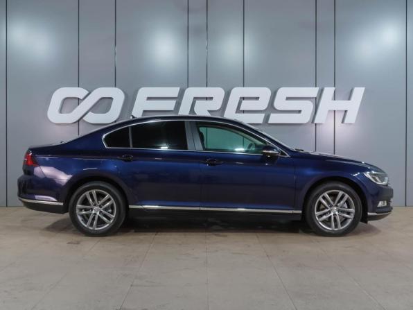 Volkswagen Passat B8 с пробегом 2017 года, цена 1 849 000 рублей, 145752 км, седан, Автокод Объявления