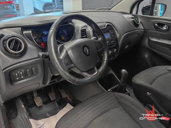 Renault Kaptur I с пробегом 2016 года, цена 1 099 000 рублей, 141200 км, внедорожник, Автокод Объявления