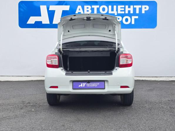 Renault Logan II с пробегом 2016 года, цена 690 000 рублей, 193000 км, седан, Автокод Объявления