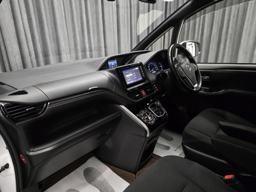 Toyota Esquire I Красноярск  - изображение 16