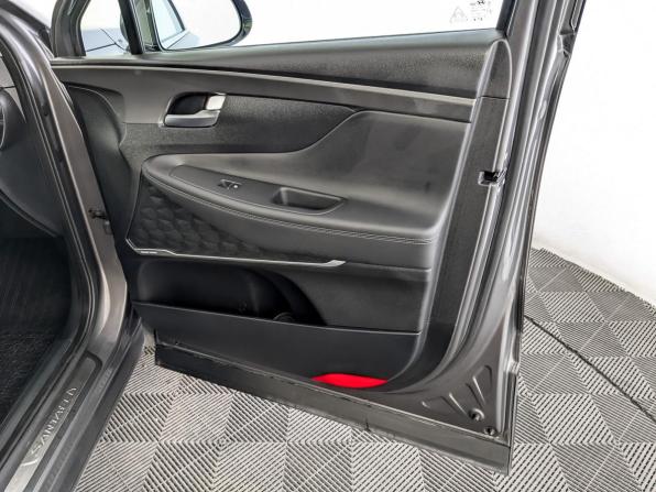 Hyundai Santa Fe IV Рестайлинг с пробегом 2022 года, цена 4 200 000 рублей, 36618 км, внедорожник, Автокод Объявления