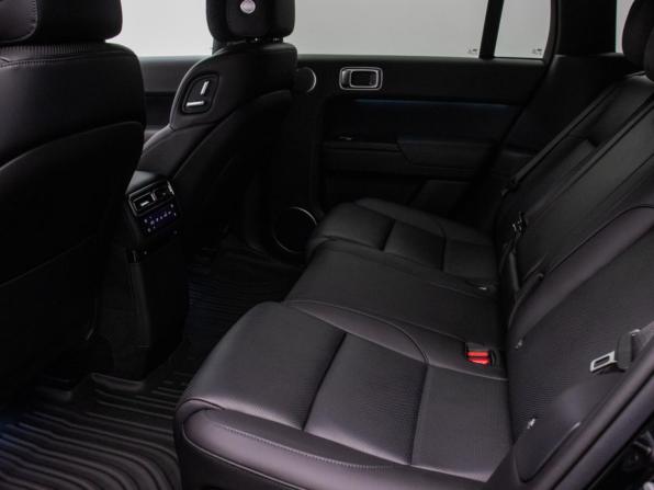 Li Auto (Lixiang) L7 I Рестайлинг с пробегом 2024 года, цена 6 330 000 рублей, 52000 км, внедорожник, Автокод Объявления