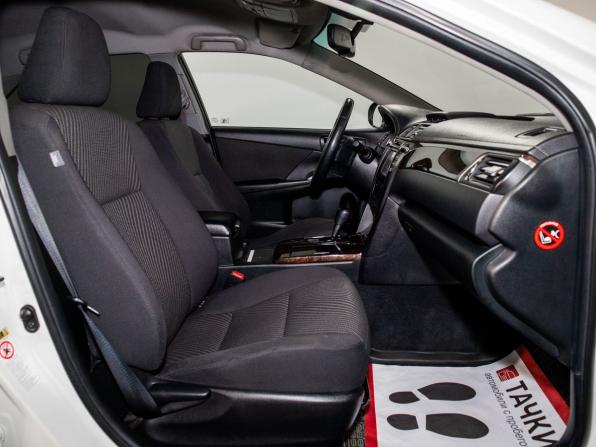 Toyota Camry VII (XV50) Рестайлинг с пробегом 2014 года, цена 1 949 000 рублей, 172585 км, седан, Автокод Объявления