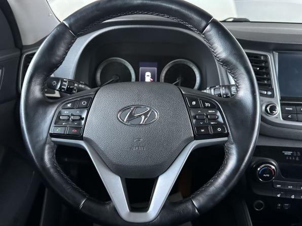 Hyundai Tucson III с пробегом 2017 года, цена 1 910 000 рублей, 147606 км, внедорожник, Автокод Объявления