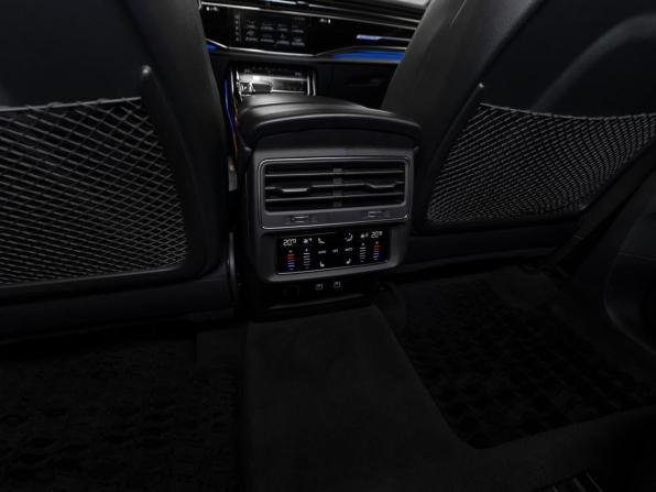 Audi RS Q8 I с пробегом 2021 года, цена 10 900 000 рублей, 115203 км, внедорожник, Автокод Объявления