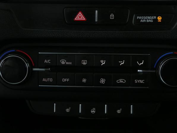 Kia Ceed III с пробегом 2019 года, цена 1 615 000 рублей, 124800 км, универсал, Автокод Объявления