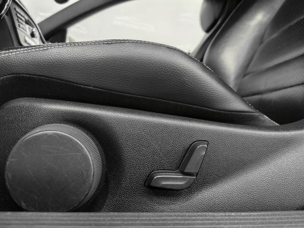 Mercedes-Benz C-Класс III (W204) Рестайлинг с пробегом 2011 года, цена 1 605 000 рублей, 220000 км, купе, Автокод Объявления