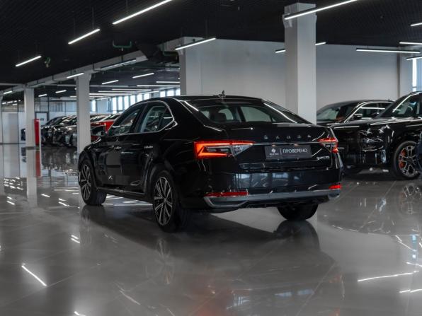 Skoda Superb III Рестайлинг с пробегом 2025 года, цена 3 340 000 рублей, 1723 км, лифтбек, Автокод Объявления