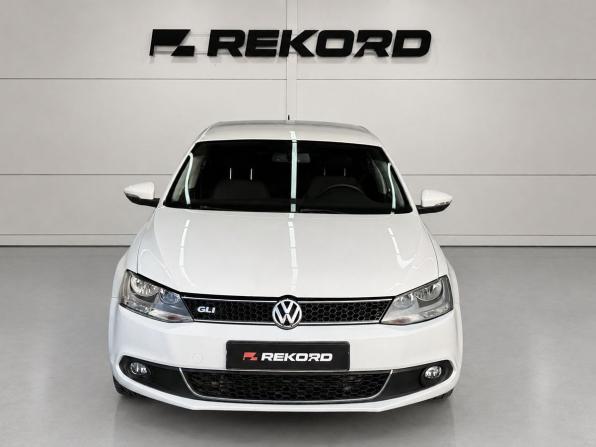 Volkswagen Jetta VI с пробегом 2013 года, цена 719 000 рублей, 175223 км, седан, Автокод Объявления