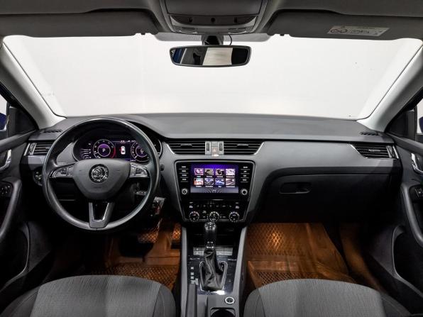 Skoda Octavia III (A7) Рестайлинг с пробегом 2019 года, цена 2 210 000 рублей, 65479 км, лифтбек, Автокод Объявления
