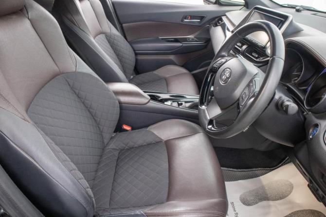 Toyota C-HR I с пробегом 2017 года, цена 2 199 000 рублей, 88000 км, внедорожник, Автокод Объявления