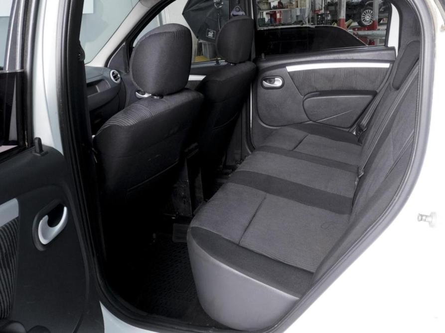 Renault Logan I Рестайлинг Ростов-на-Дону  - изображение 11