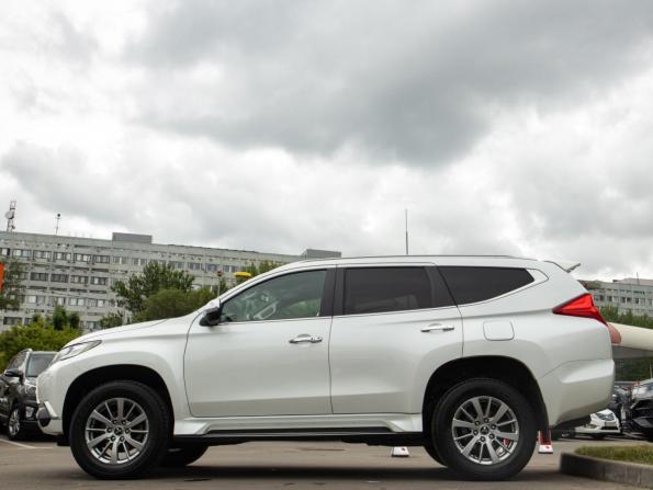 Mitsubishi Pajero Sport III с пробегом 2018 года, цена 2 648 000 рублей, 183483 км, внедорожник, Автокод Объявления