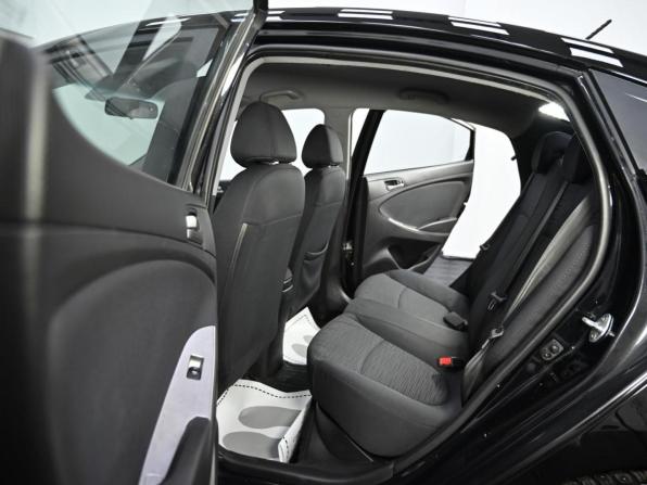 Hyundai Solaris I Рестайлинг с пробегом 2015 года, цена 799 000 рублей, 103000 км, седан, Автокод Объявления