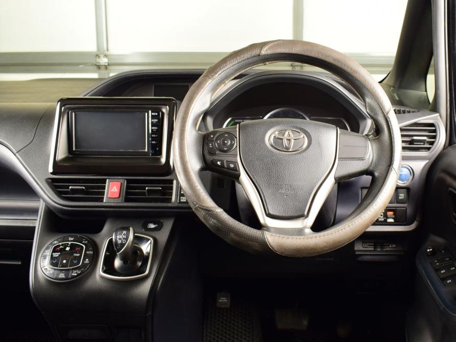 Toyota Voxy III (R80) Кемерово  - изображение 9