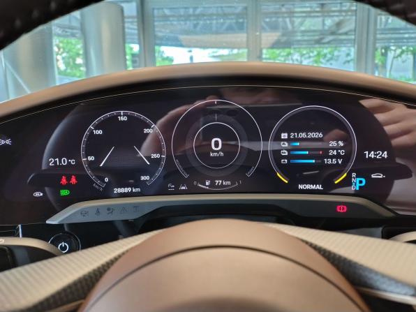 Porsche Taycan I с пробегом 2021 года, цена 13 500 000 рублей, 28889 км, универсал, Автокод Объявления
