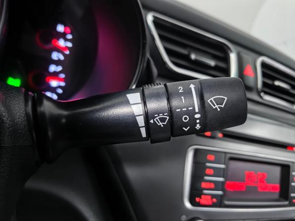 Kia Rio III Рестайлинг с пробегом 2015 года, цена 1 135 000 рублей, 101059 км, седан, Автокод Объявления