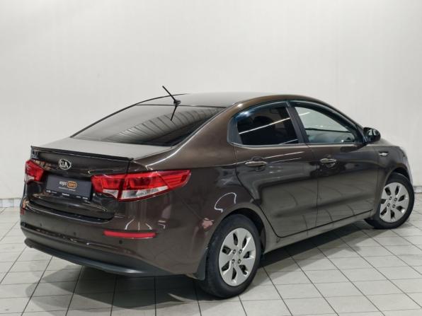 Kia Rio III Рестайлинг с пробегом 2015 года, цена 825 000 рублей, 172343 км, седан, Автокод Объявления