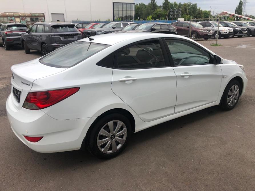 Hyundai Solaris I Курск  - изображение 6