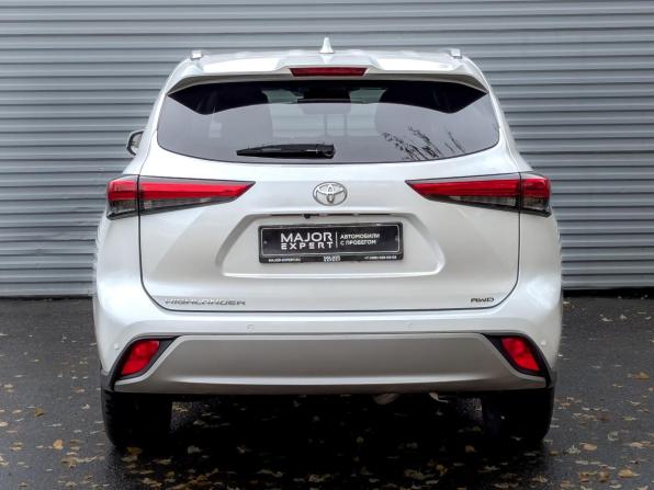 Toyota Highlander IV (XU70) с пробегом 2025 года, цена 5 200 000 рублей, 10252 км, внедорожник, Автокод Объявления