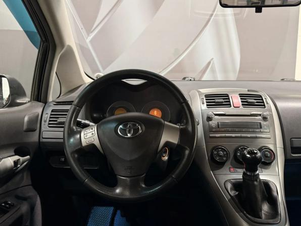 Toyota Auris I с пробегом 2008 года, цена 645 000 рублей, 184625 км, хэтчбек, Автокод Объявления
