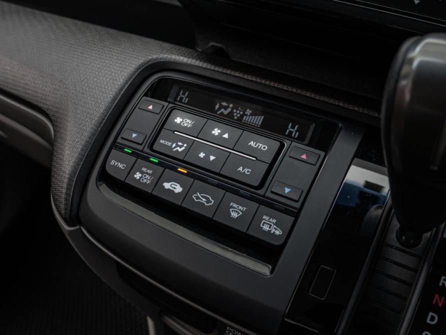 Honda Stepwgn V Краснодар  - изображение 16