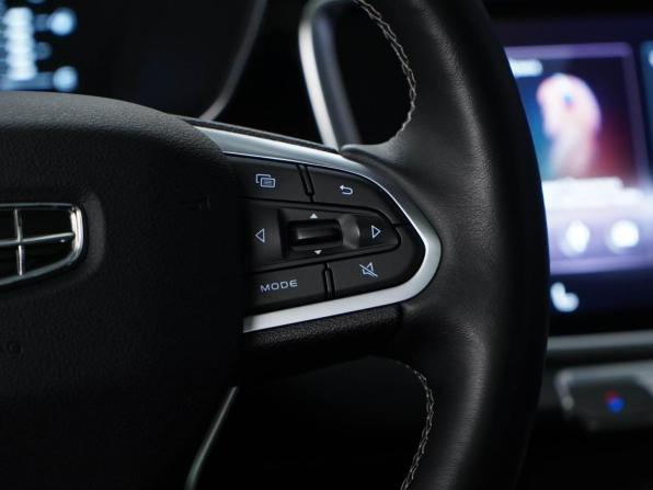 Geely Atlas Pro с пробегом 2023 года, цена 2 177 055 рублей, 38243 км, внедорожник, Автокод Объявления