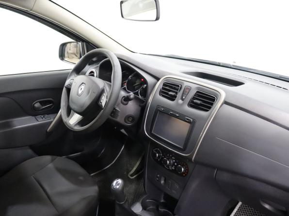 Renault Sandero II с пробегом 2018 года, цена 939 000 рублей, 88727 км, хэтчбек, Автокод Объявления