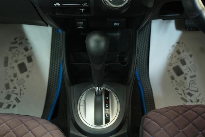 Honda Fit II с пробегом 2008 года, цена 699 000 рублей, 176000 км, хэтчбек, Автокод Объявления