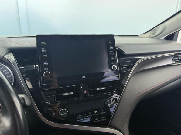 Toyota Camry VIII (XV70) Рестайлинг с пробегом 2021 года, цена 2 849 000 рублей, 150000 км, седан, Автокод Объявления