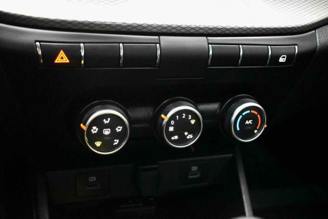 Lada (ВАЗ) Vesta I Рестайлинг (NG) с пробегом 2023 года, цена 1 140 000 рублей, 38193 км, седан, Автокод Объявления