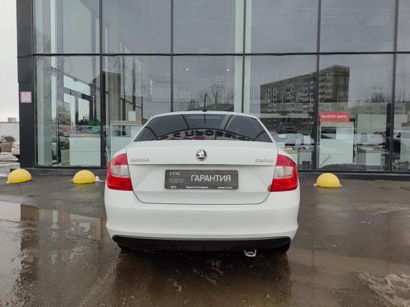 Skoda Rapid I с пробегом 2016 года, цена 640 000 рублей, 166831 км, лифтбек, Автокод Объявления